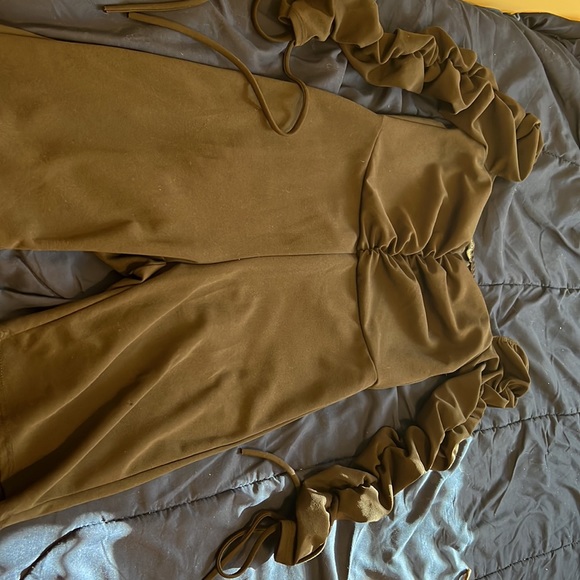 Romper - Picture 2 of 3